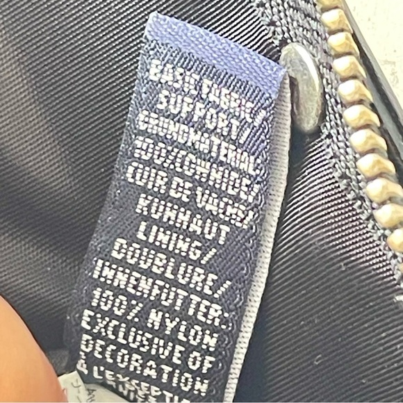 GAP BLACK LEATHER WALLET POUCHZIPPER CLOSURE - Picture 7 of 13